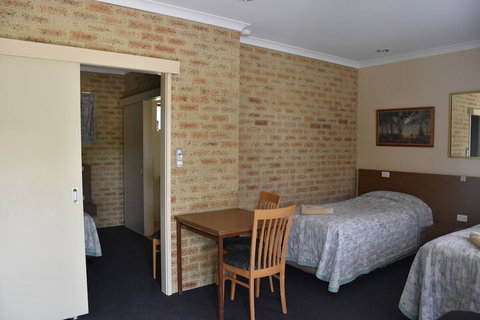 Valley Views Motel & Chalets - Hobart Tourism 2