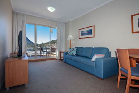 Barrington, 713/35-45 Shoal Bay Road - Hobart Tourism 0