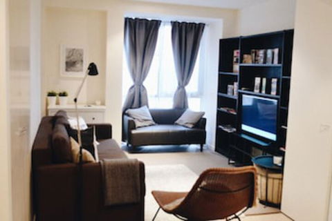 Minimalist By The Sea - Hobart Tourism 0