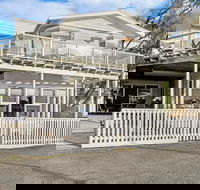 Boathouse Apartment - Tourism TAS