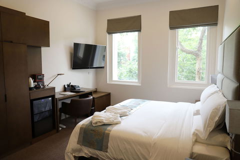 Clarendon Hotel Melbourne - Tourism TAS 5