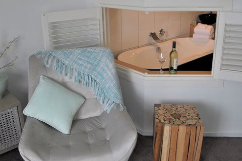 Ulverstone River Edge Apartments - Hobart Tourism 4