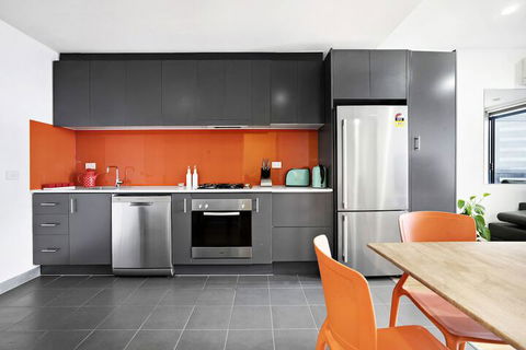 ZEE, 2BDR Southbank Apartment - Tourism TAS 3