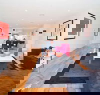 Penthouse With Bay Views - Tourism TAS