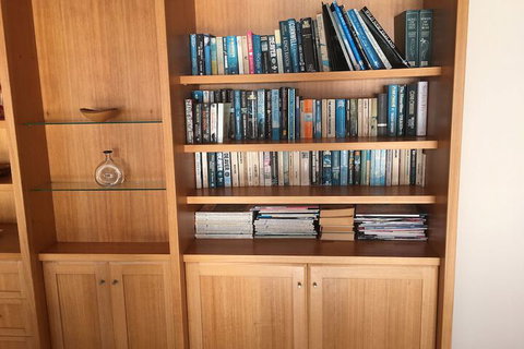 OceanScape Luxury Beachfront Villas - Hobart Tourism 1