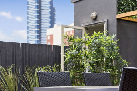 AERIN, 2BDR Melbourne Apartment - Tourism TAS 3