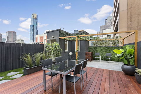 AERIN, 2BDR Melbourne Apartment - Tourism TAS 5