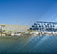 Blue On Blue Superior Studio Room 1321 - Tourism TAS