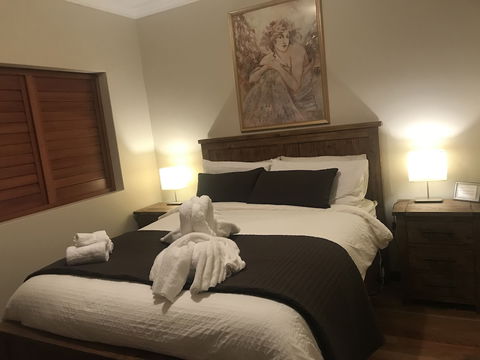 Atina Rocks Country Homestead - Tourism TAS 5