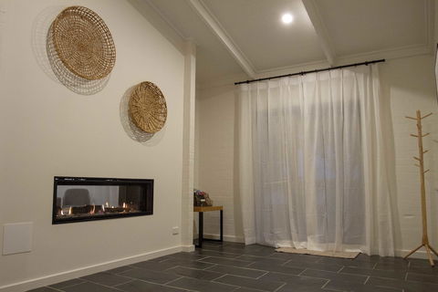 Balgownie Estate Winery Retreat & Restaurant - Hobart Tourism 2