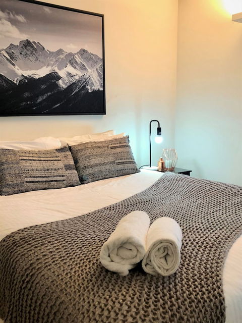 ReadySet Apartments On Spencer - Tourism TAS 4