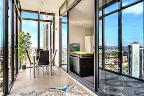 MJ Shortstay Bank Apartments - Tourism TAS 6
