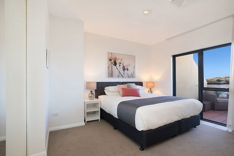 Beau Monde Apartments Newcastle - Boulevard Apartments - Tourism TAS 2