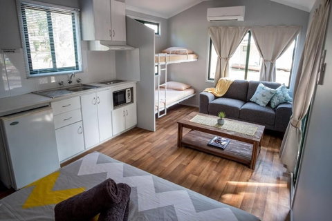 Kimberleyland Waterfront Holiday Park - Hobart Tourism 1