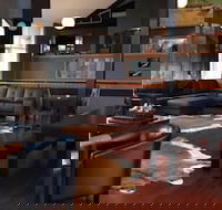 Horizons 414 - Lake Jindabyne Waterfront - Hobart Tourism