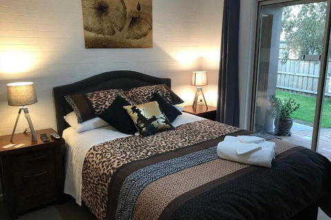 Short Stays Gippsland (Newborough) - Tourism TAS 4