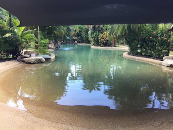 Cairns Golf Course Apartment - Tourism TAS 1
