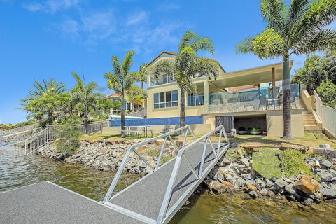 Lakehouse Family Oasis - Tourism TAS 0
