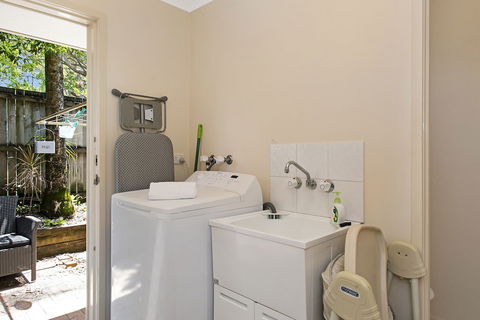 Growder Court 3 - Coolum Beach QLD - Hobart Tourism 2