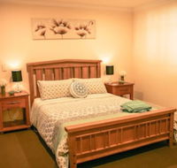 Oak Tree Cottage - Mundaring - Tourism TAS