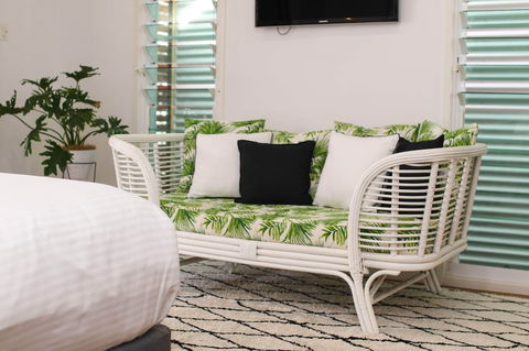 Azur Byron Bay - Tourism TAS 6