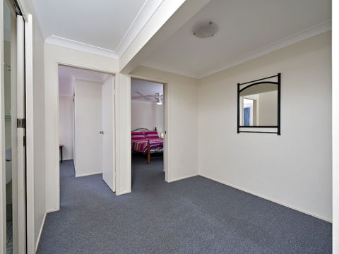The Breakers 16B Government Road - Hobart Tourism 4