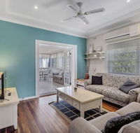 Tomaree Road 14 Oscars Pet Friendly Beach House - Hobart Tourism