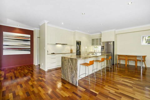 ANGOURIE HOUSE SALT VILLAGE - Tourism TAS 3