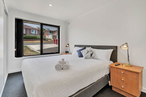 Youngtown Executive Apartments - Hobart Tourism 4