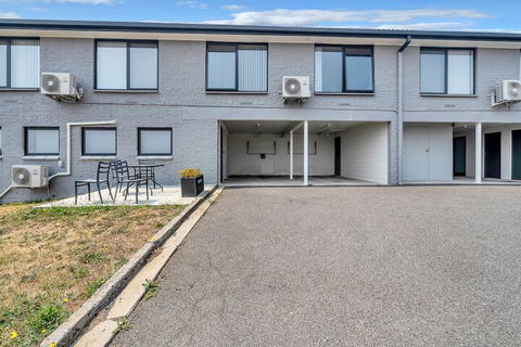 Youngtown Executive Apartments - Hobart Tourism 3