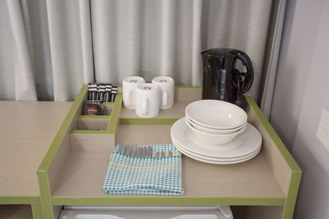 Nightcap At Emerald Star Hotel - Tourism TAS 6