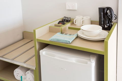 Nightcap At Emerald Star Hotel - Tourism TAS 0