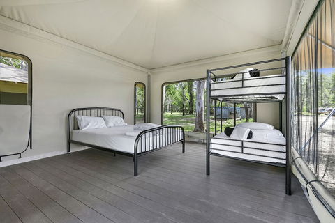 Habitat Noosa - Hobart Tourism 4