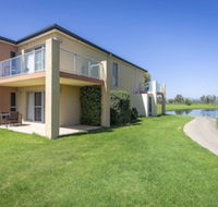 Villa on the Green - Hobart Tourism