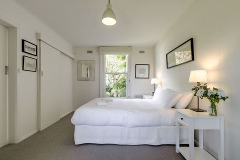 Heronswood Cottage - Hobart Tourism 2
