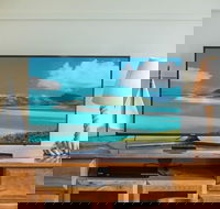 Luxury Marina View Apartment - Tourism TAS