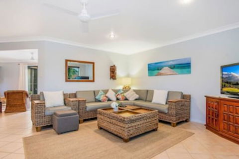 Tekani Lennox Head - Hobart Tourism 0