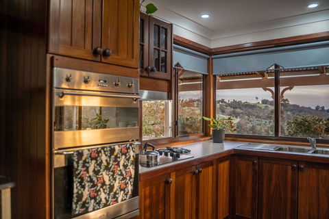 Glen Mervyn Lodge - Hobart Tourism 0