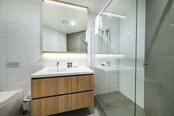 Accommodate Canberra - Northshore - Tourism TAS 2