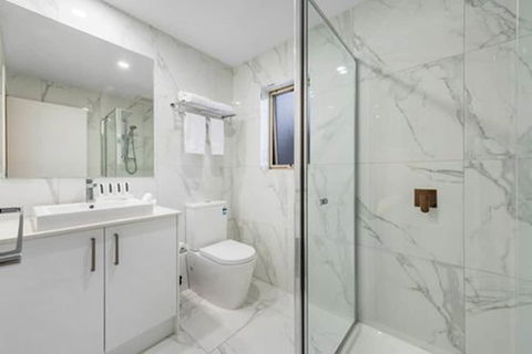 Melbourne Airport Motel - Hobart Tourism 4