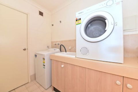 East Perth 2 X 1 Trendy Apartment - Hobart Tourism 3