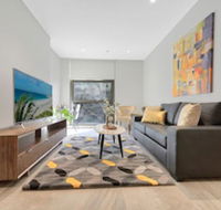 New Luxury Manhattan style in heart of CBD - Hobart Tourism