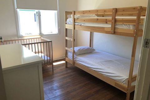 Barefoot Beach Cottage - Tourism TAS 4