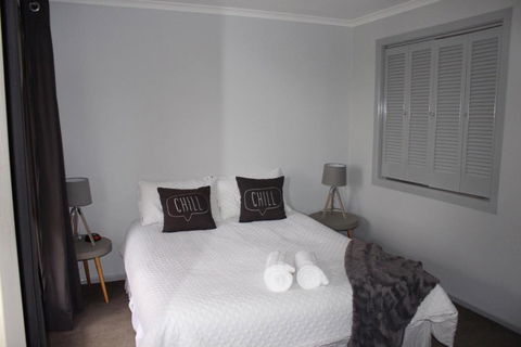 Aqualuna Apartments - Tourism TAS 3