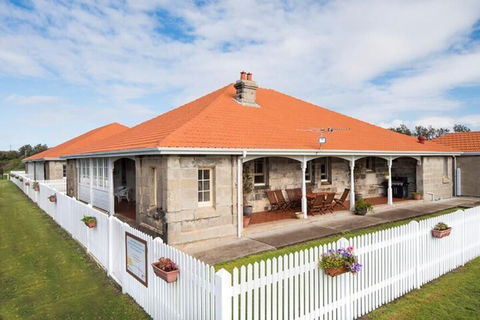 Norah Head Lighthouse - Tourism TAS 4