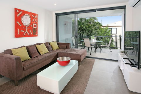Back Of The Block Bulimba - Hobart Tourism 4