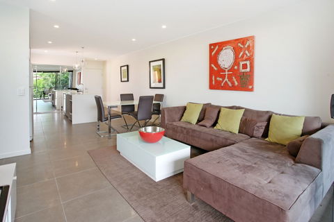Back Of The Block Bulimba - Hobart Tourism 5