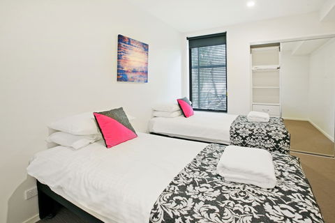 Back Of The Block Bulimba - Hobart Tourism 2