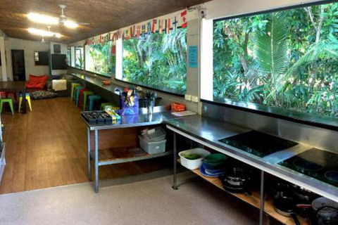 Mission Beach Retreat - Hobart Tourism 7