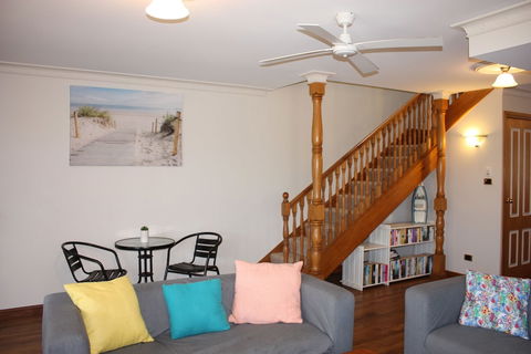 Birchgrove Terrace Unit 6 - Tourism TAS 1